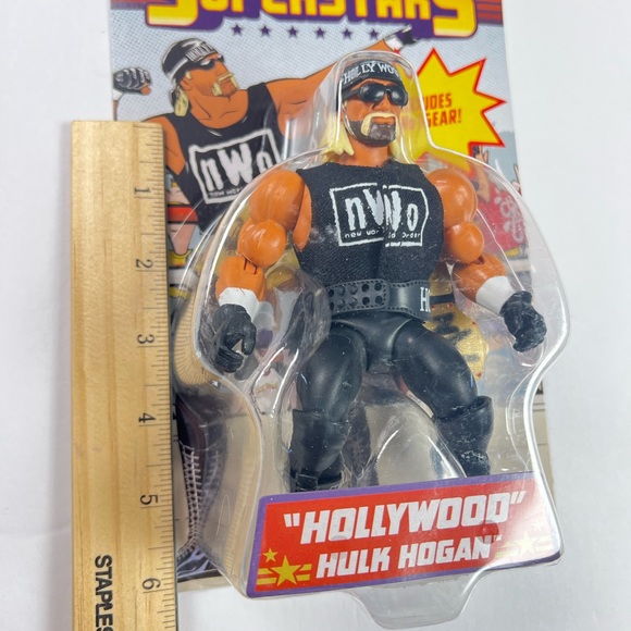 Mattel Hulk Hogan 5.5 inch Action Figure - GLF25 - Picture 9 of 9